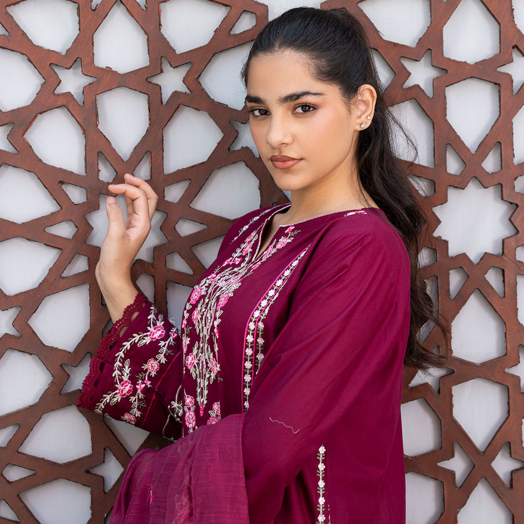 3-PC Embroidered Lawn shirt  Lawn touser& Duppata