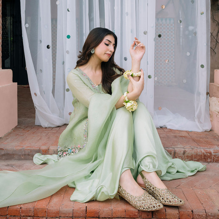 Golden Bridal Court Shoes - l087264