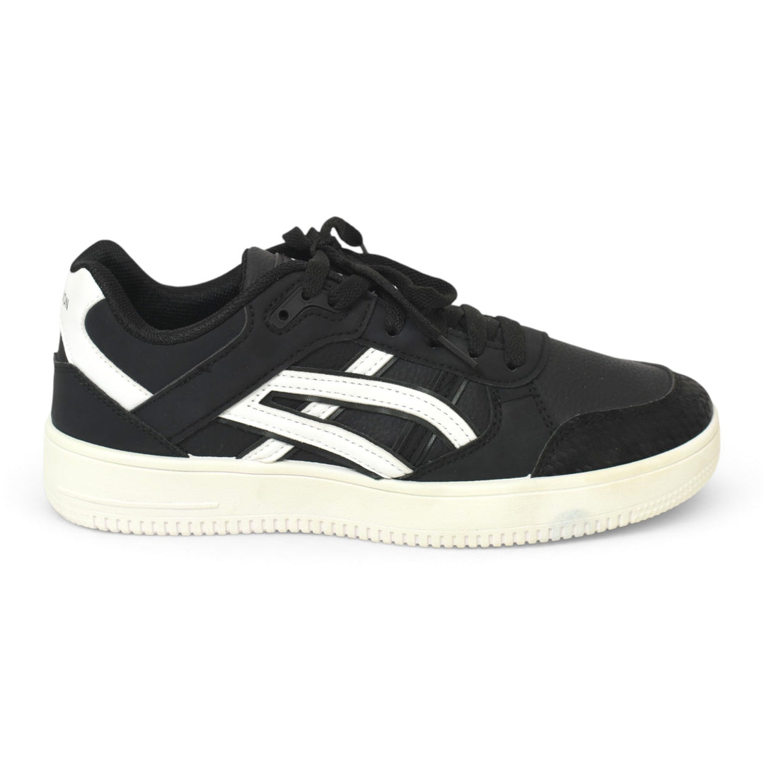Sports Shoes