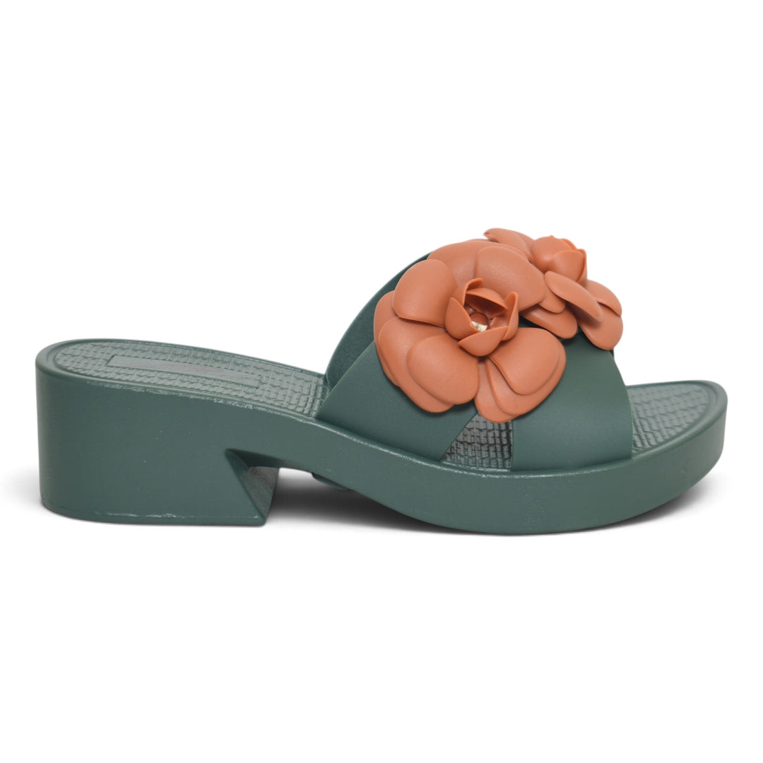 Green Ladies Rough Chappals - L001597