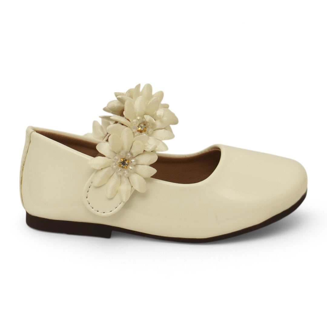 White Kids Casual Pumps - KG90291