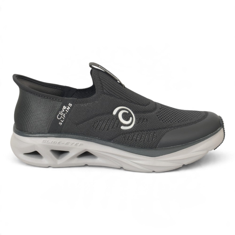 Sports Shoes