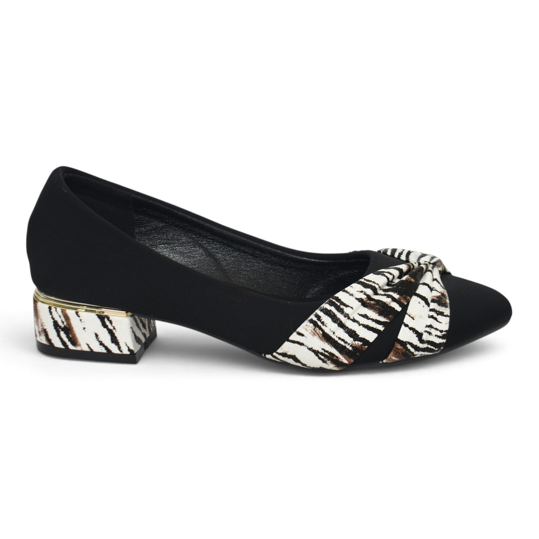 Black Formal Court Shoes - L085847
