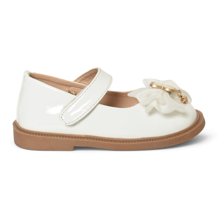 White Kids Casual Pumps - KG90328