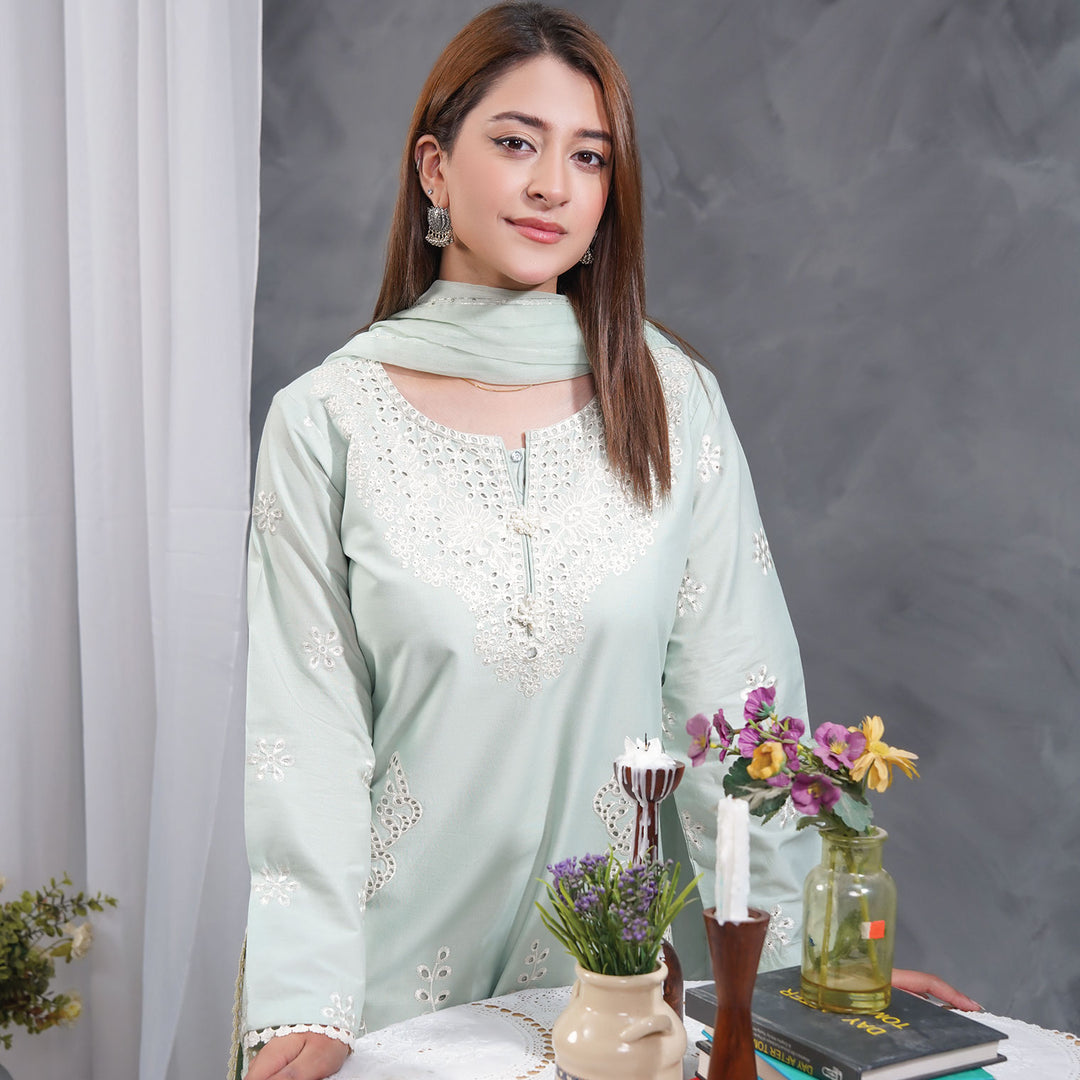 3-PC Luxury Embroidered cambric & NET
