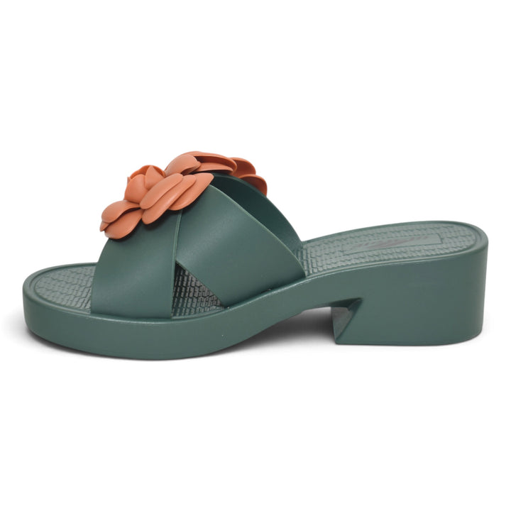 Green Ladies Rough Chappals - L001597