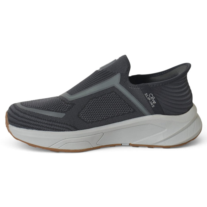 Sports Shoes
