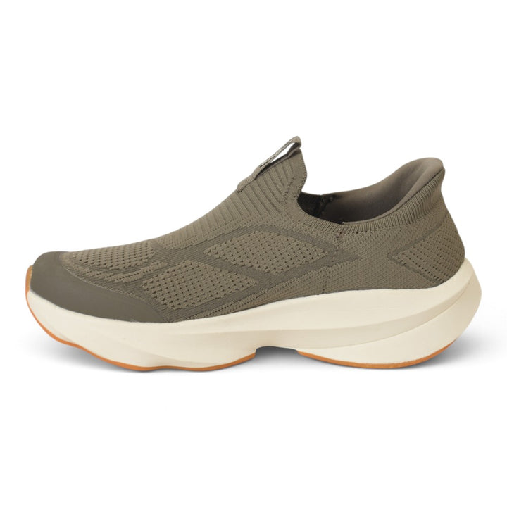 Sports Shoes