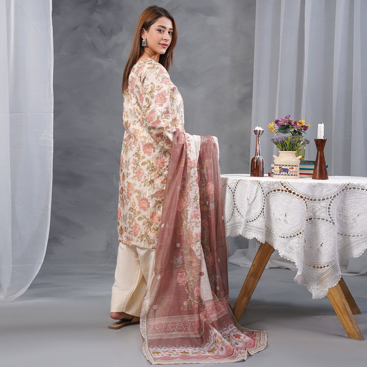 3-PC Luxury Gold Embroidered Jacquard &leno kara
