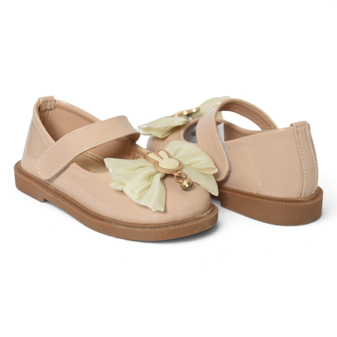 Cream Kids Casual Pumps - KG90328