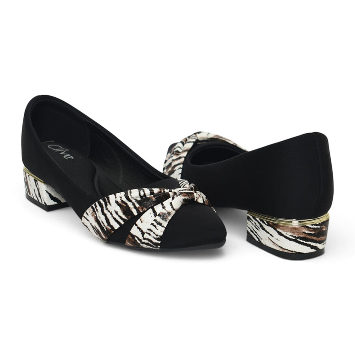Black Formal Court Shoes - L085847