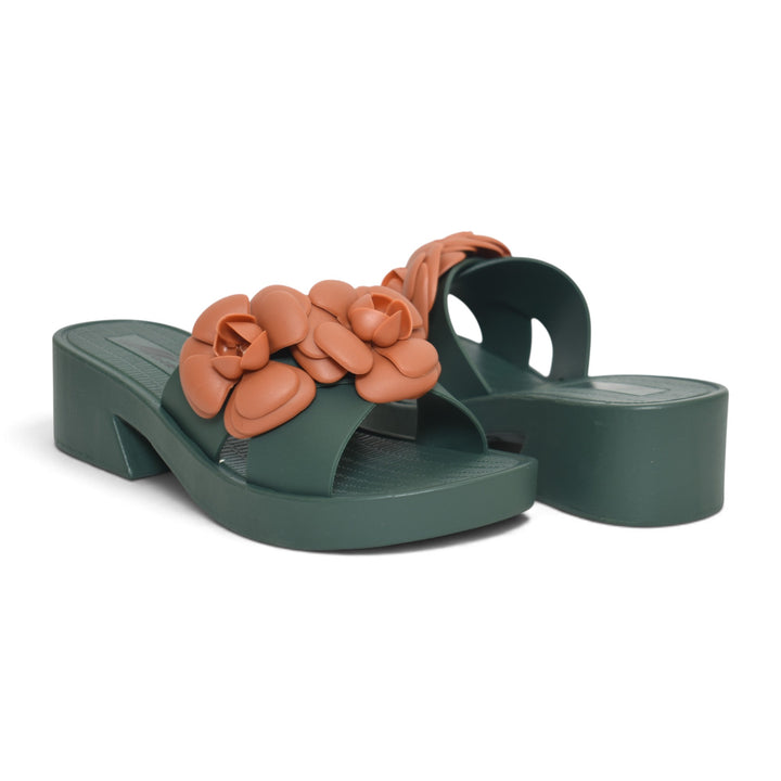 Green Ladies Rough Chappals - L001597
