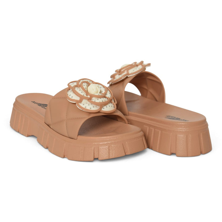 Mustered Ladies Rough Chappel - l001556