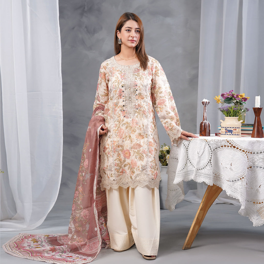 3-PC Luxury Gold Embroidered Jacquard &leno kara