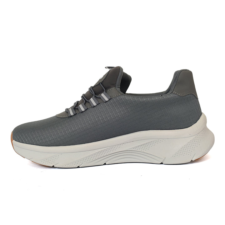 Sports Shoes