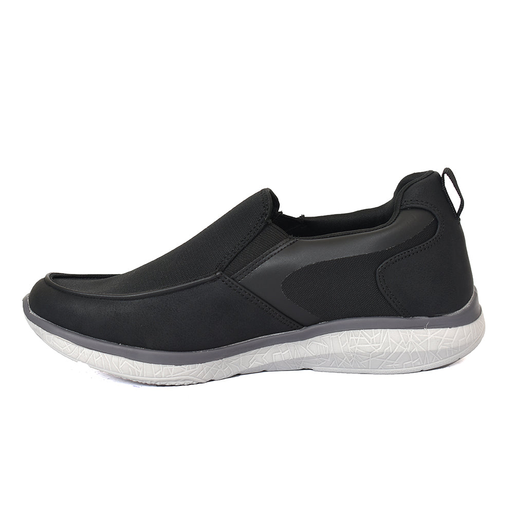 Sports Shoes