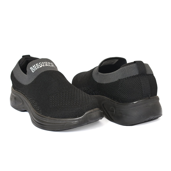 Sports Shoes