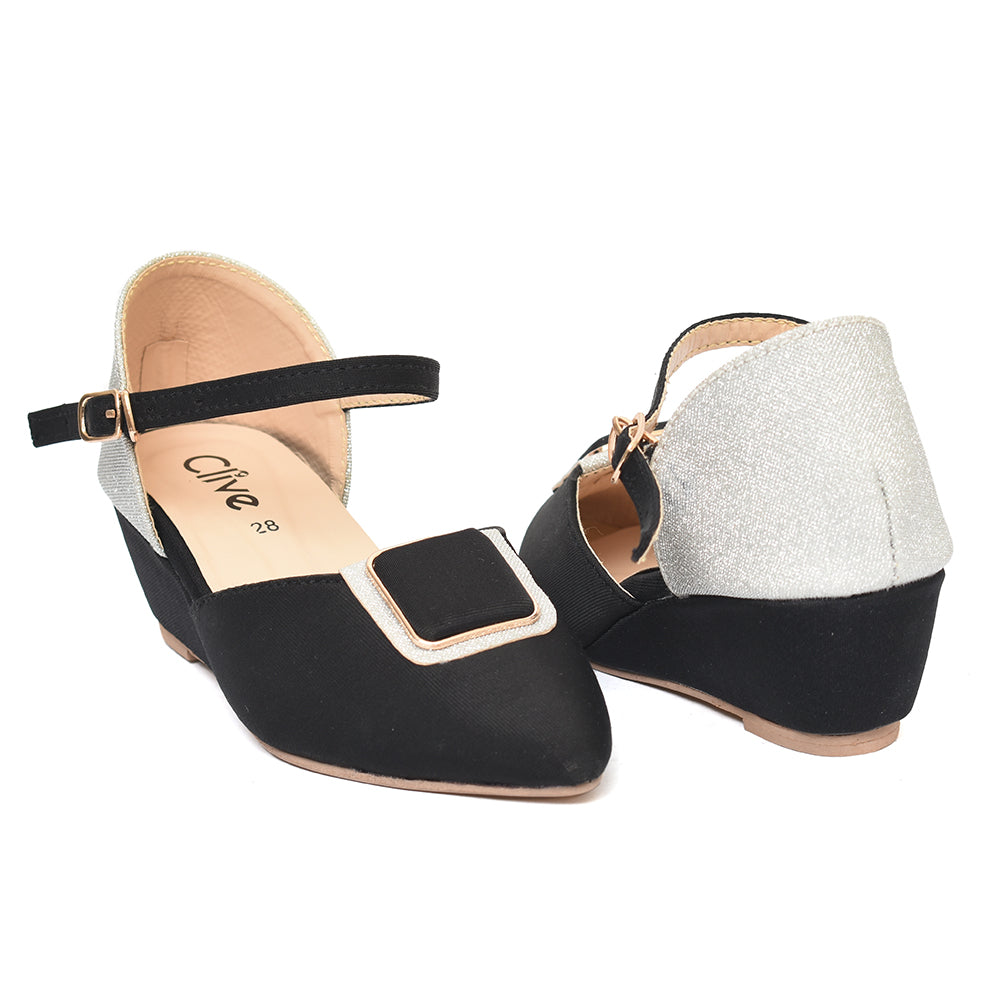 Kids Fancy Court Shoes