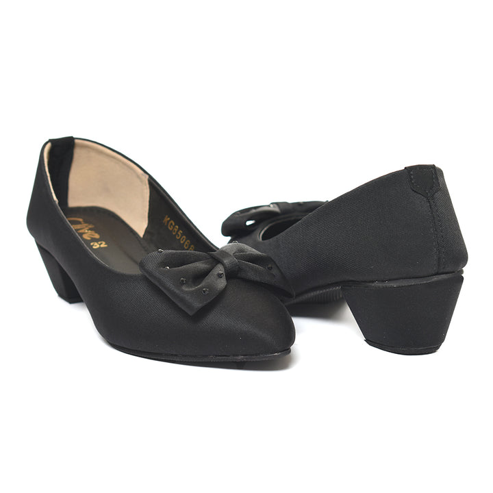 Kids Fancy Court Shoes