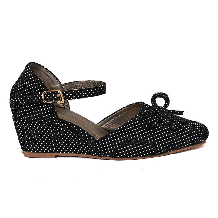 Kids Fancy Court Shoes