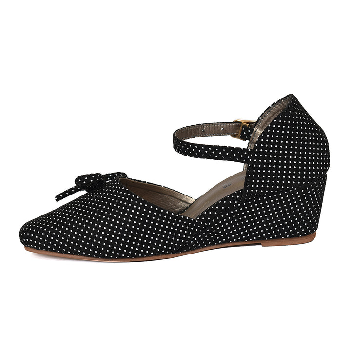 Kids Fancy Court Shoes