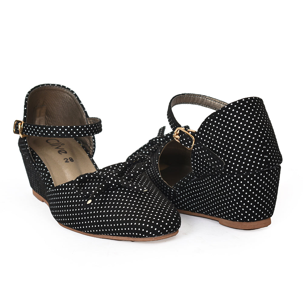 Kids Fancy Court Shoes