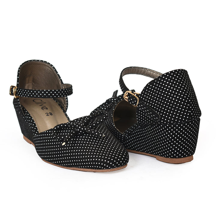 Kids Fancy Court Shoes