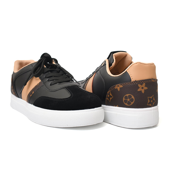 Sports Shoes