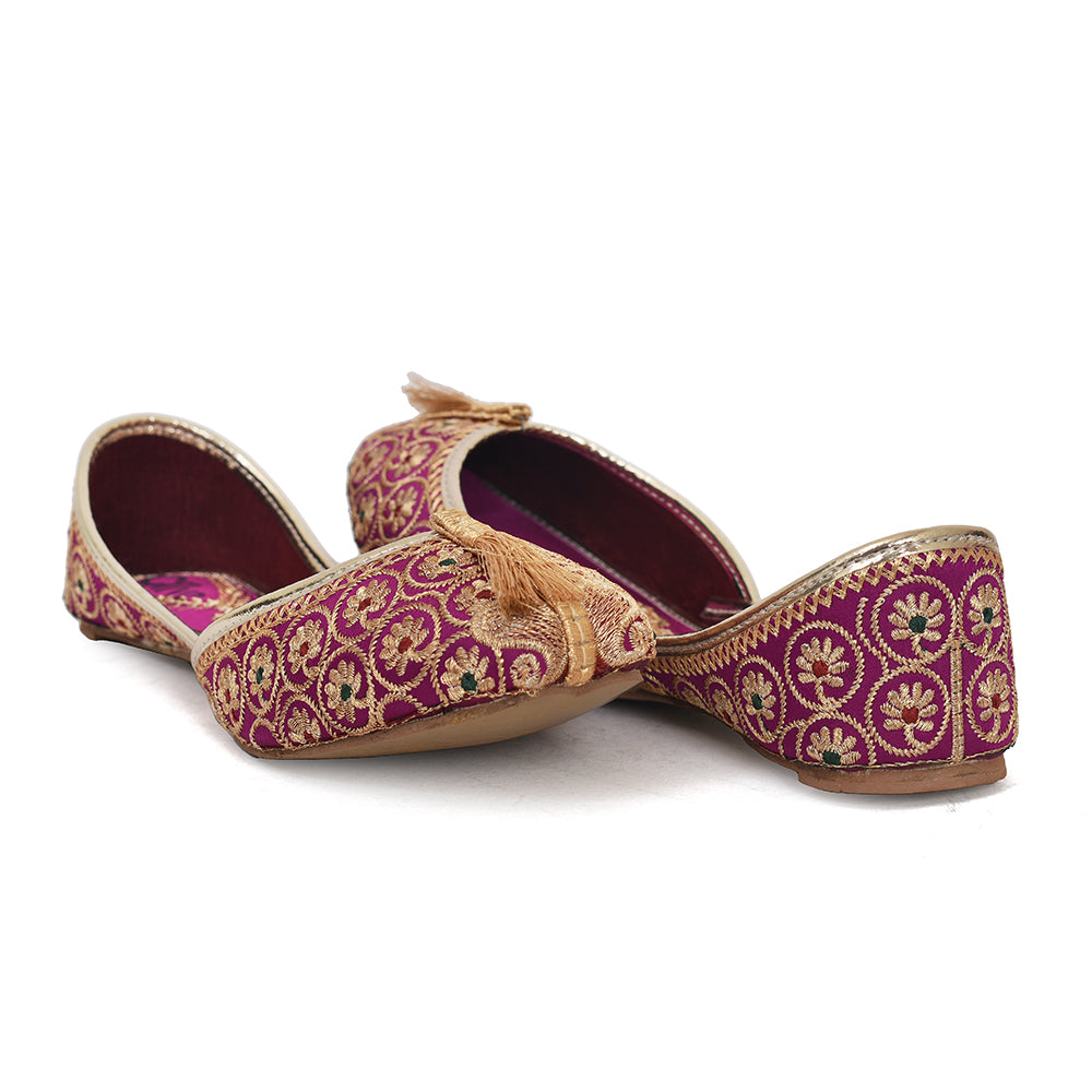 Ethnic