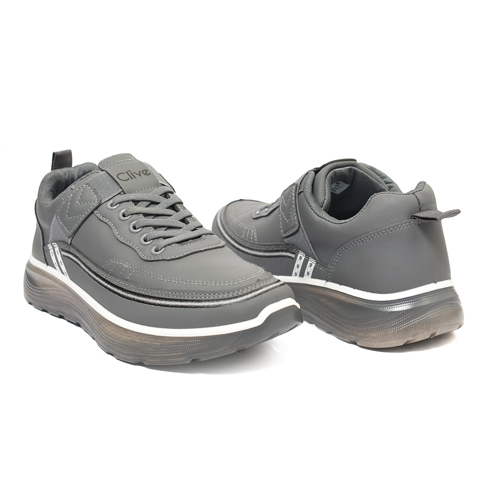 Sports Shoes