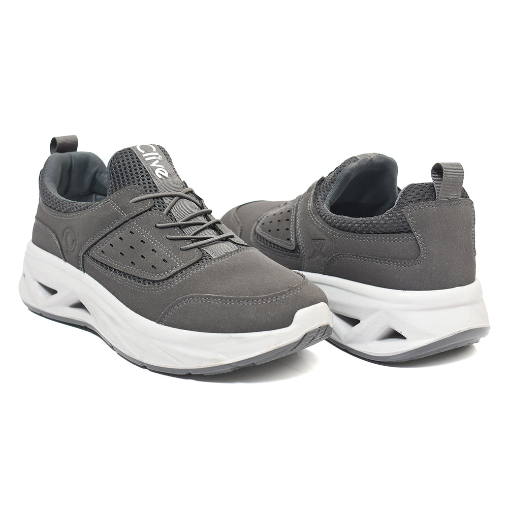 Sports Shoes