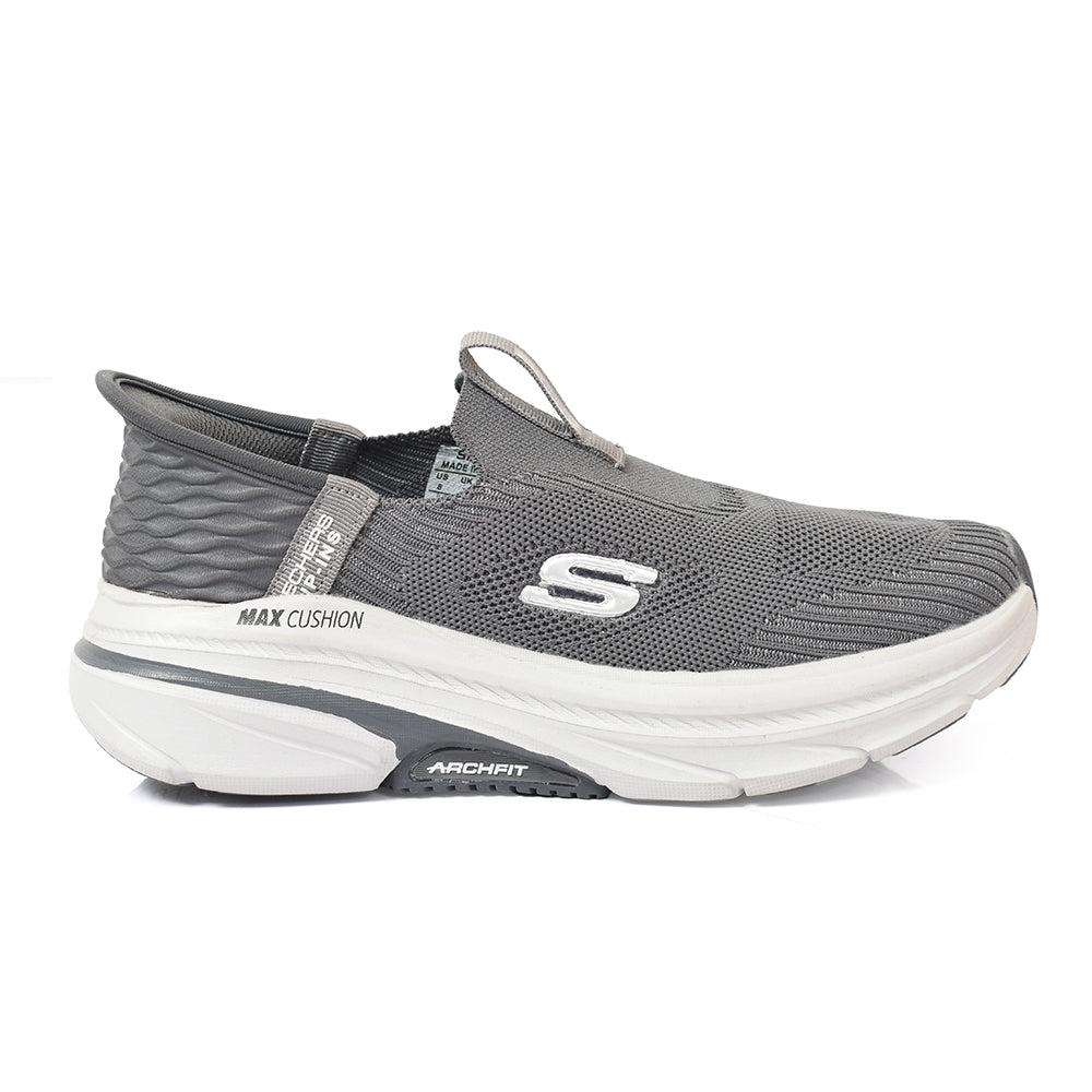 Sports Shoes