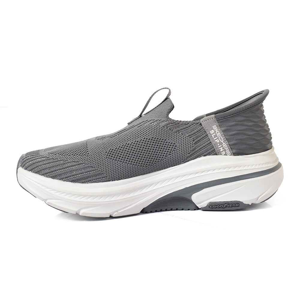 Sports Shoes