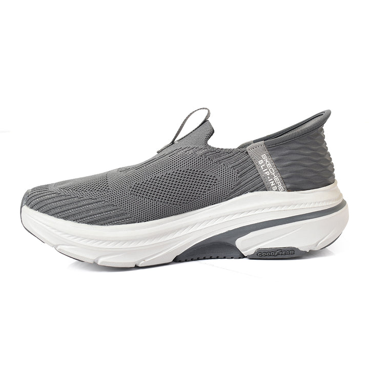 Sports Shoes