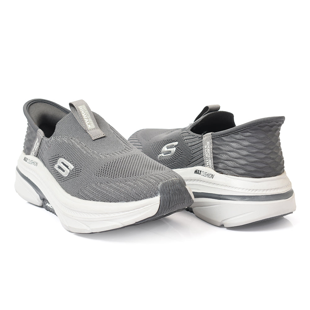 Sports Shoes