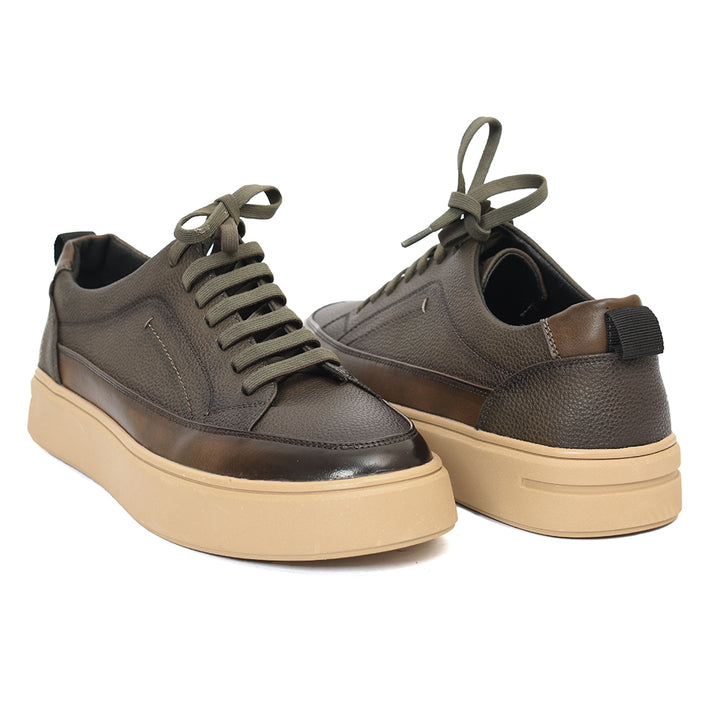 Casual Sneakers