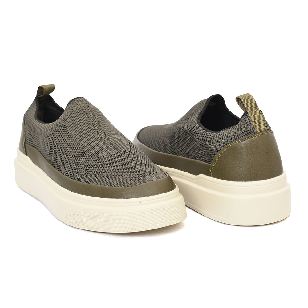 Casual Sneakers