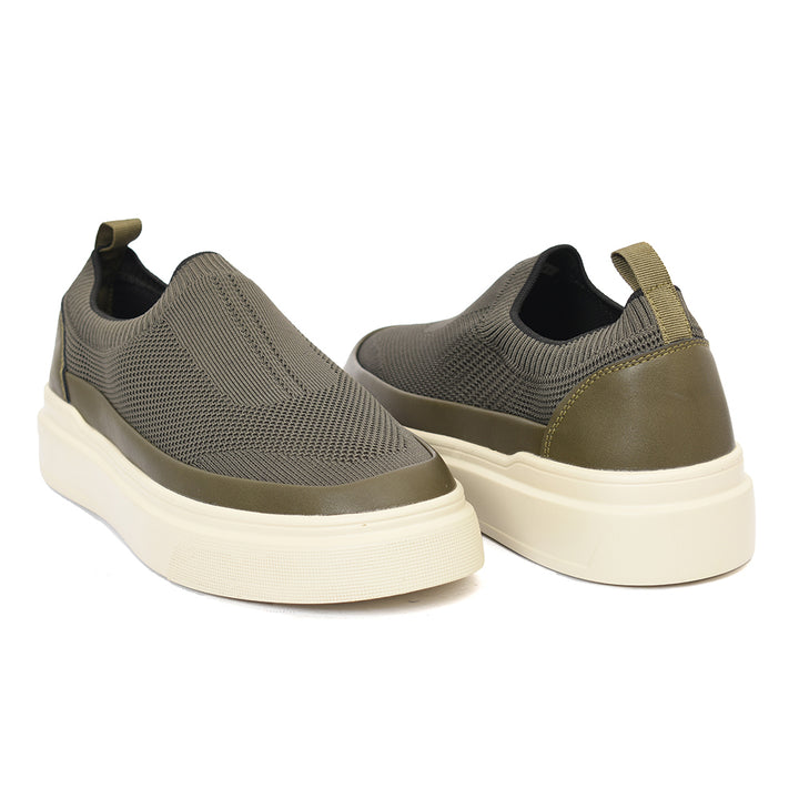Casual Sneakers