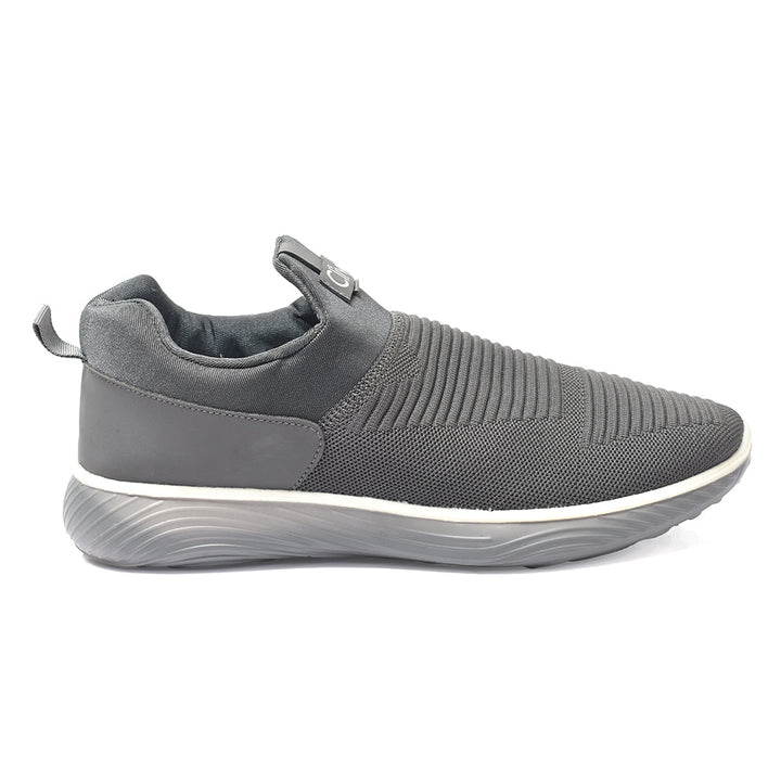 Sports Shoes