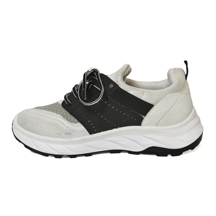 Sports Shoes