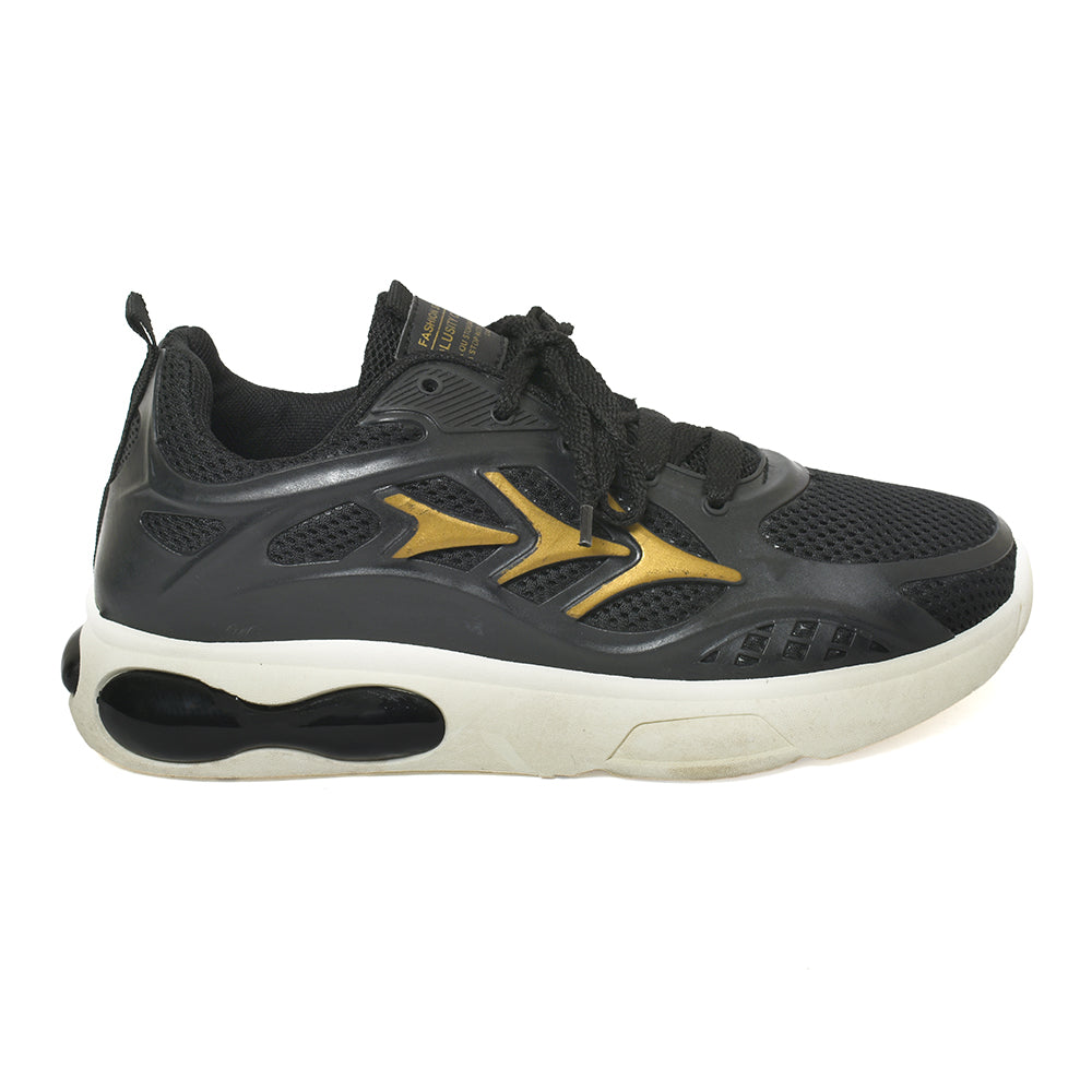 Sports Shoes