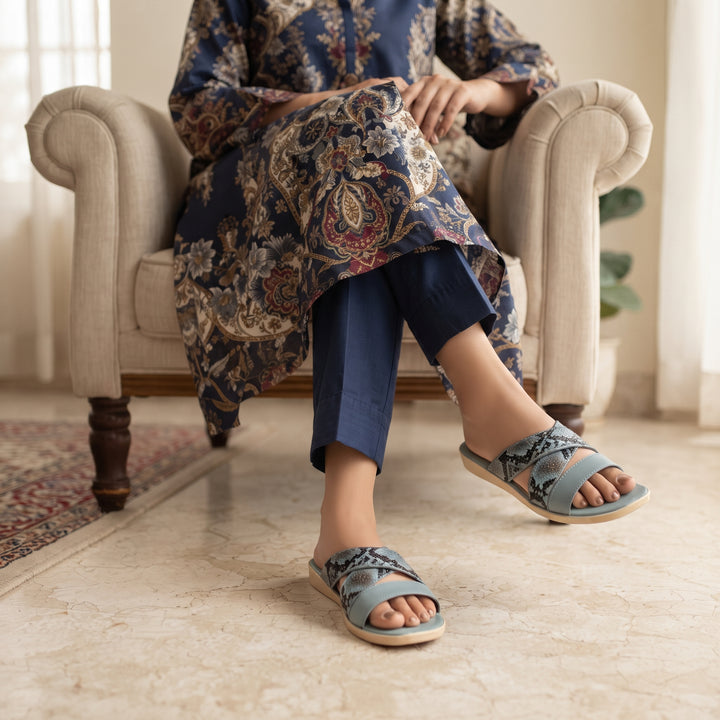 Sky-Blue Ladies Rough Chappel - l001572