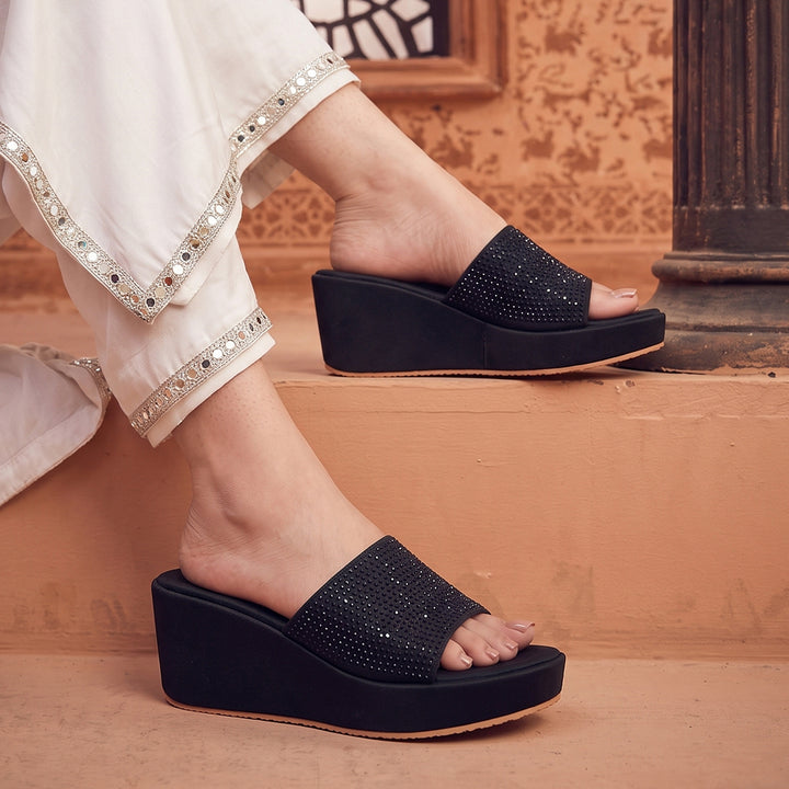 Casual Wedge Slippers