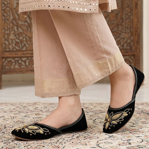 Ethnic