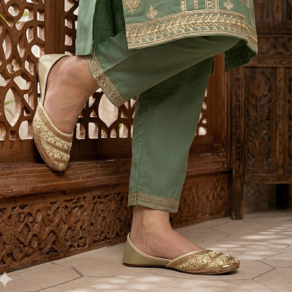 Ethnic