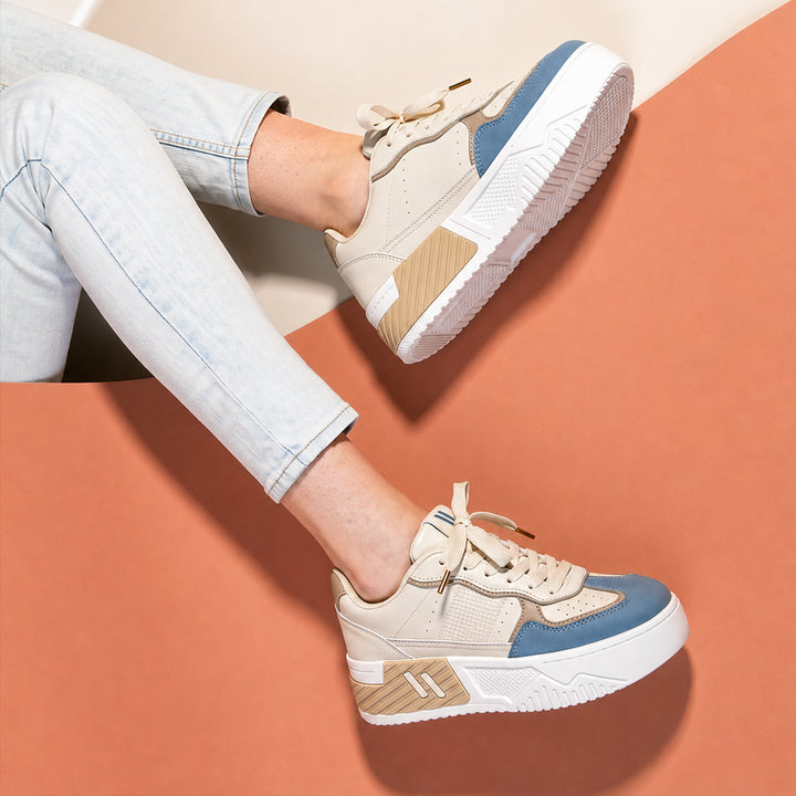 Ladies Casual Sneaker
