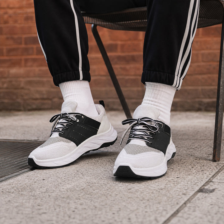 Sports Shoes