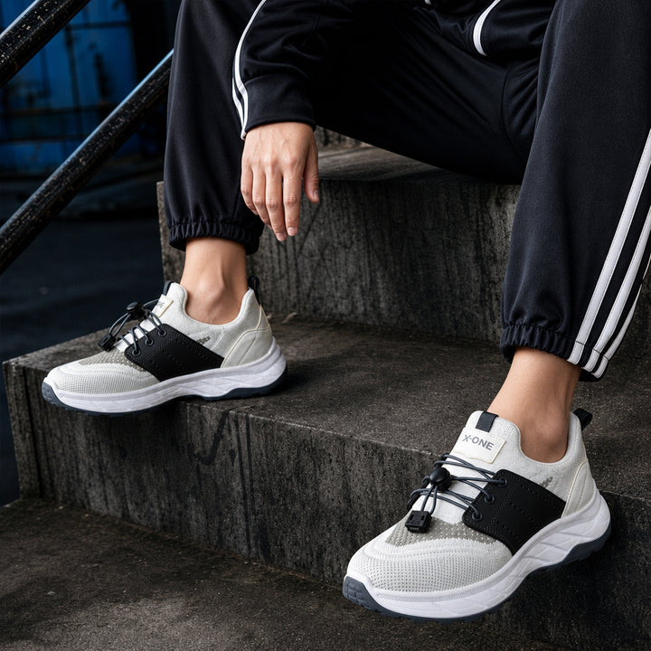 Sports Shoes