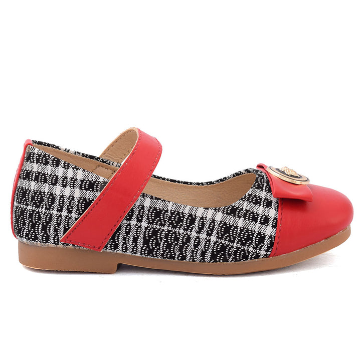 Girls Casual Pumps