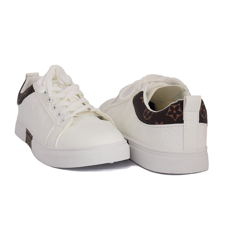 Sports Shoes
